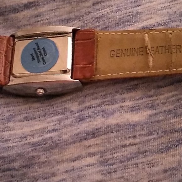 Watch - Picture 4 of 4